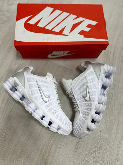 Nike Shox blancas